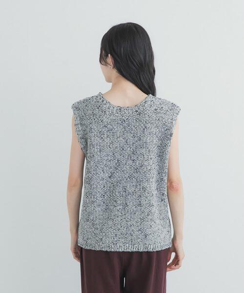 URBAN RESEARCH DOORS(アーバンリサーチドアーズ)の「ブークレノースリーブニット(ニット/セーター・レディース・ベージュ/グレー系その他・FREE)」の12枚目の写真