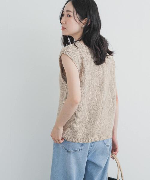 URBAN RESEARCH DOORS(アーバンリサーチドアーズ)の「ブークレノースリーブニット(ニット/セーター・レディース・ベージュ/グレー系その他・FREE)」の7枚目の写真