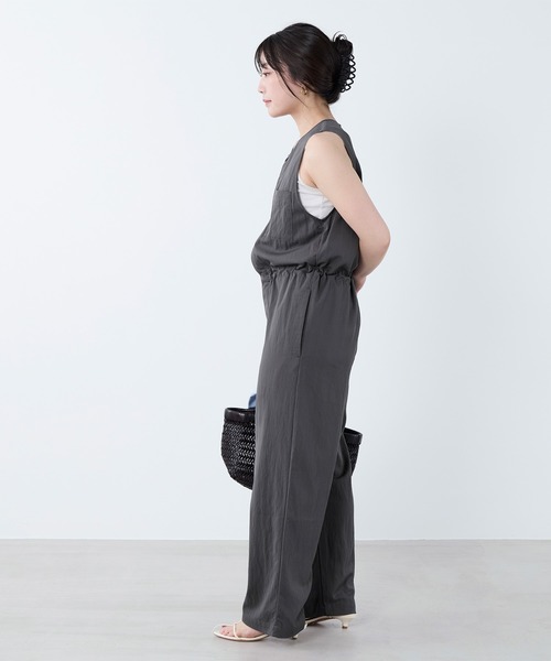 MICA&DEAL(マイカ&ディール)の「ハイツイストサロペット(サロペット/オーバーオール・レディース・ベージュ/グレー・36)」の12枚目の写真