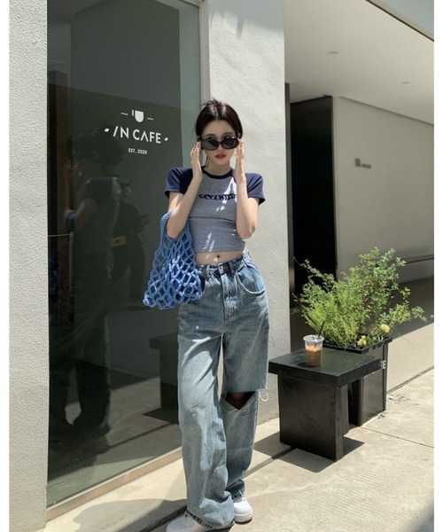 CHEER(チアー)の「ラグラン ロゴ クロップド Tシャツ ショート丈 半袖 チビT 韓国ファッション Y2K レディース(Tシャツ/カットソー・レディース・ネイビー/ブラック・FREE)」の8枚目の写真