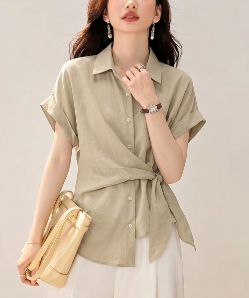 LUCPY(ラクピー)の「ウエストリボンフレンチスリーブシャツ(シャツ/ブラウス・レディース・カーキ/ネイビー・SMALL/LARGE/MEDIUM/X-LARGE)」の2枚目の写真