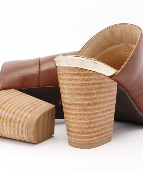 LE TALON(ルタロン)の「GRISE 8CMスタッズサボミュール◆(サンダル・レディース・ブラック/アイボリー/キャメル・36/37/35/37.5)」の17枚目の写真