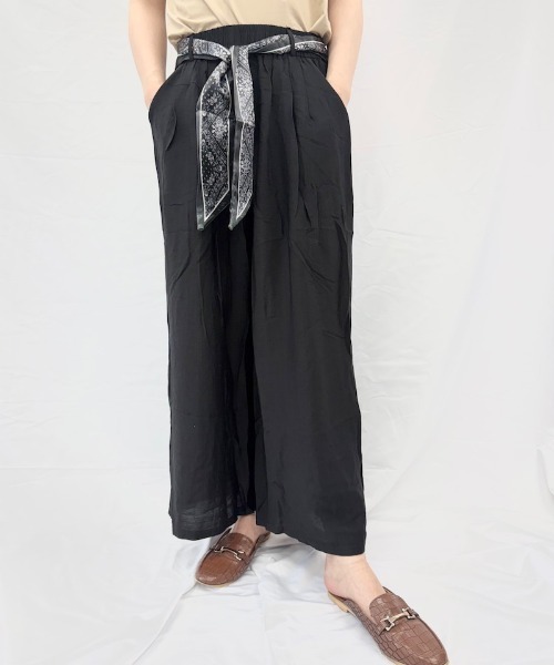 Alite cloth(アリーテクロス)の「スカーフベルト付きワイドパンツ(その他パンツ・レディース・ベージュ/ブラック/ホワイト・FREE)」の2枚目の写真