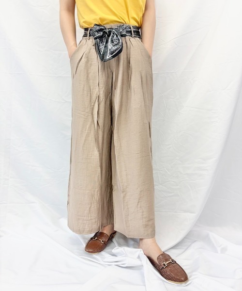 Alite cloth(アリーテクロス)の「スカーフベルト付きワイドパンツ(その他パンツ・レディース・ベージュ/ブラック/ホワイト・FREE)」の12枚目の写真