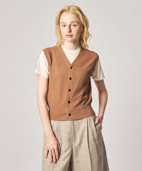 Steven Alan(スティーブンアラン)の「<Steven Alan>スクエア ジャガード ベスト(ニット/セーター・レディース・レッド/ブラック/ベージュ/オフホワイト・FREE)」の4枚目の写真