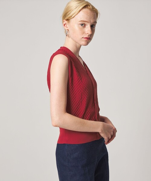 Steven Alan(スティーブンアラン)の「<Steven Alan>スクエア ジャガード ベスト(ニット/セーター・レディース・レッド/ブラック/ベージュ/オフホワイト・FREE)」の17枚目の写真