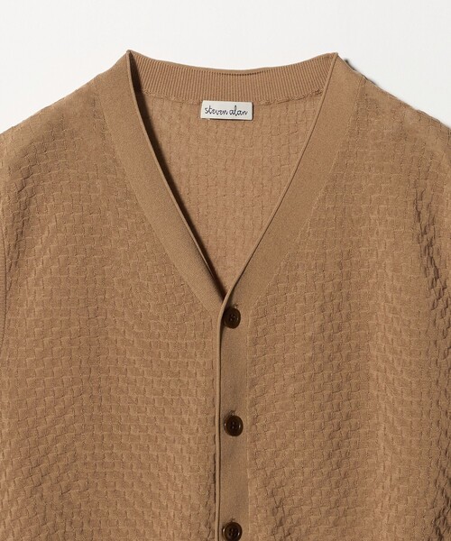 Steven Alan(スティーブンアラン)の「<Steven Alan>スクエア ジャガード ベスト(ニット/セーター・レディース・レッド/ブラック/ベージュ/オフホワイト・FREE)」の20枚目の写真