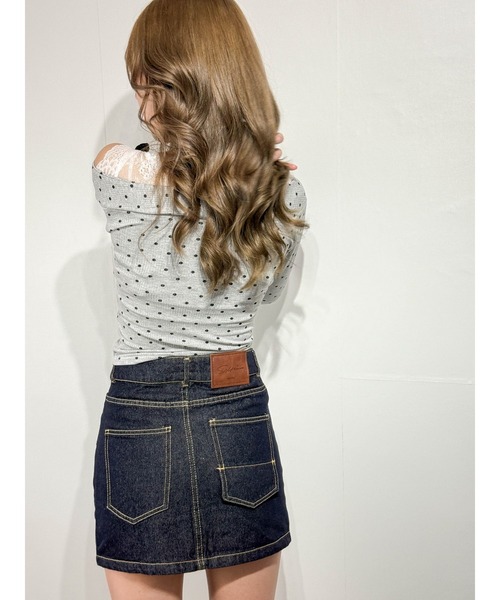 marcydorn(マーシードルン)の「ドットデザイン リブニットトップス オフショルネック フィットシルエット(Tシャツ/カットソー・レディース・グレー・S/M/L)」の21枚目の写真