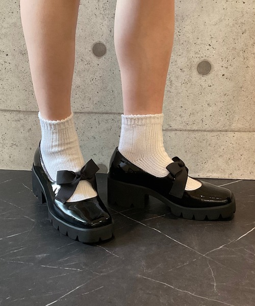 ALL BLACK(オールブラック)の「【本革/軽量/275g/太ヒール/6cm】リボンパンプス(パンプス・レディース・シルバー/ブラック・37/35/38/39)」の10枚目の写真