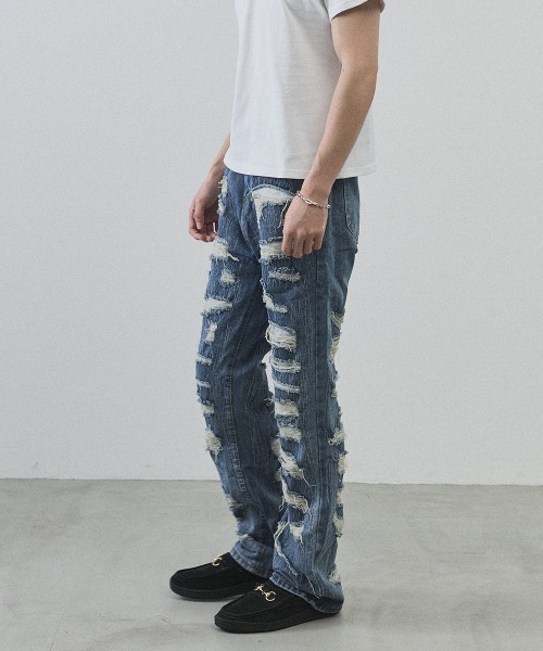 Shoowtime(ショウタイム)の「Vintage Wash Patchwork Straight Denim Pants / ヴィンテージウォッシュ パッチワークストレートデニムパンツ(デニムパンツ・メンズ・ライトブルー・LARGE/MEDIUM/X-LARGE)」の19枚目の写真