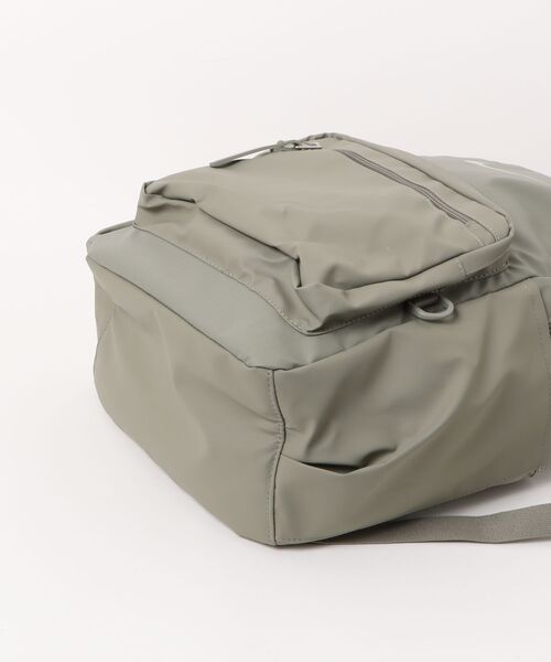 NIKE（ナイキ）の「《NIKEアパレル》Heritage Eugene（バックパック/リュック・メンズ・アーミー/ホワイト系その他・フリー）」の3枚目の写真