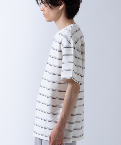 Crownor(クラウノアー)の「フェイクレイヤード ボーダーカットソー(Tシャツ/カットソー・メンズ・ブラック/ホワイト・MEDIUM/LARGE)」の8枚目の写真