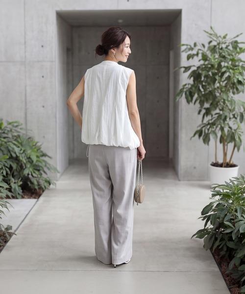 STYLE DELI(スタイルデリ)の「【selection】シボ入り裾タックバルーンジレ型tops(ベスト・レディース・ホワイト/ブラウン・FREE)」の9枚目の写真
