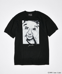 JOURNAL STANDARD（ジャーナルスタンダード）の「Jann Lipka Bjork Portrait 1993 / ビョーク ポートレート 1993（Tシャツ/カットソー）」