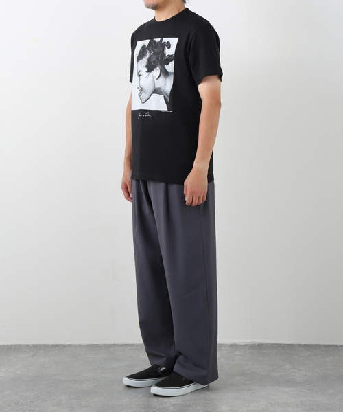 JOURNAL STANDARD(ジャーナルスタンダード)の「Jann Lipka Bjork Portrait 1993 / ビョーク ポートレート 1993(Tシャツ/カットソー・メンズ・ブラックミックス/ブラック系その他/ホワイト系その他/ブラック×ブラック/ホワイト×ホワイト/ライトホワイト/ブラック/ホワイト・SMALL/LARGE/MEDIUM/X-LARGE)」の10枚目の写真