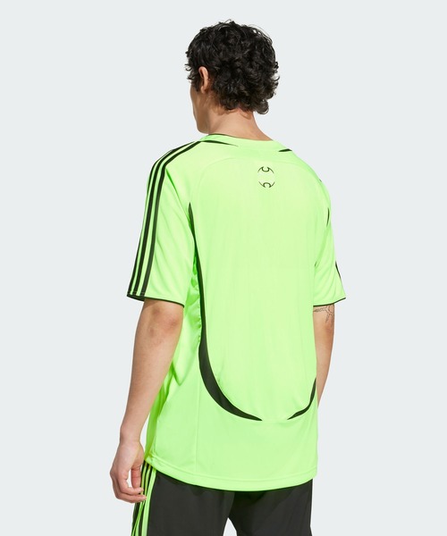 adidas(アディダス)の「チームガイスト アディカラー半袖Tシャツ / アディダスオリジナルス adidas Originals(Tシャツ/カットソー・メンズ・グリーン・XX-LARGE/XX-SMALL/3XL/LARGE/MEDIUM/SMALL/X-LARGE/X-SMALL)」の2枚目の写真