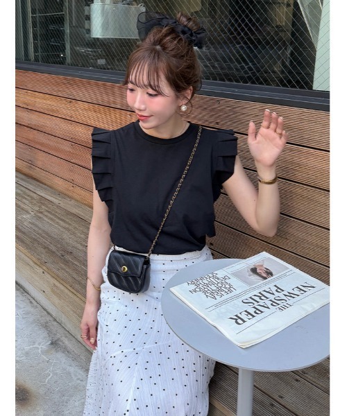 fifth（フィフス）の「【とらまめセレクト】プリーツスリーブカットソー（Tシャツ/カットソー・レディース・ブラック/ホワイト/グレイッシュベージュ・M）」の4枚目の写真