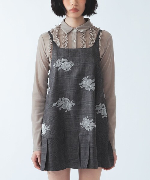 Ray BEAMS(レイビームス)の「チェック 刺繍 ミニ ワンピース(ワンピース・レディース・グレー・0)」の7枚目の写真