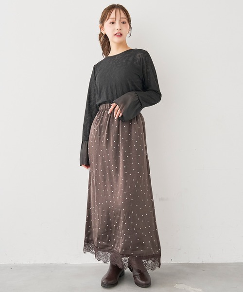 mil(ミル)の「花柄 シアージャガード フレアスリーブトップス / 長袖【588207】(Tシャツ/カットソー・レディース・オフホワイト/ブラック・XS/S)」の16枚目の写真