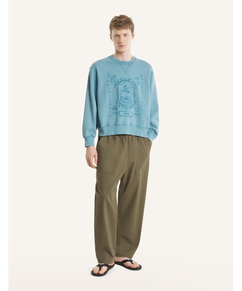 Maison Kitsune(メゾンキツネ)の「FOUNTAIN STAMP FADED RELAXED SWEATSHIRT(スウェット・メンズ・スカイブルー系・M/L)」の3枚目の写真