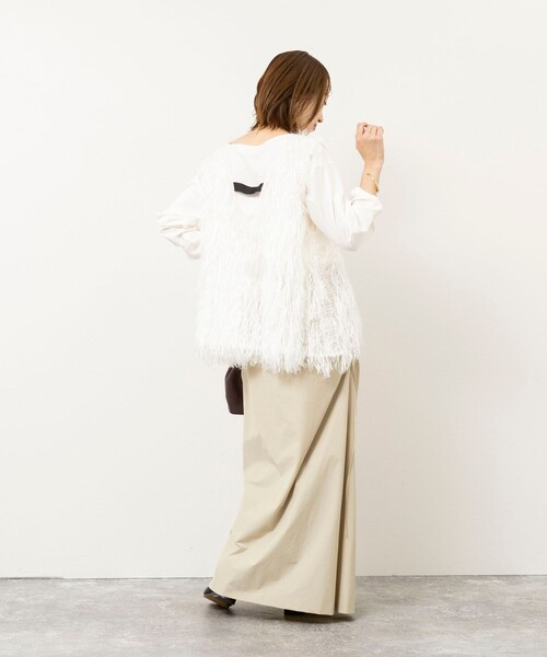 NOLLEY’S(ノーリーズ)の「【WEB限定】ウォッシャブルシアーフェザータンク(シャツ/ブラウス・レディース・ブラック/オフホワイト・FREE)」の4枚目の写真