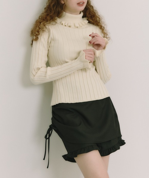 idem(イデム)の「layered frill mini pants / 巻きスカート風ショートパンツ(その他パンツ・レディース・その他/グレー/ブラック・FREE)」の8枚目の写真
