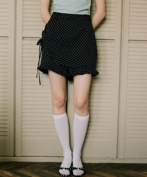 idem(イデム)の「layered frill mini pants / 巻きスカート風ショートパンツ(その他パンツ・レディース・その他/グレー/ブラック・FREE)」の22枚目の写真