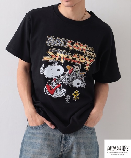 PEANUTS(ピーナッツ)の「PEANUTSロックバンド半袖Tシャツ(Tシャツ/カットソー・メンズ・ブラック/ホワイト系/オフホワイト/ブラック系・M/L/LL/S)」の22枚目の写真