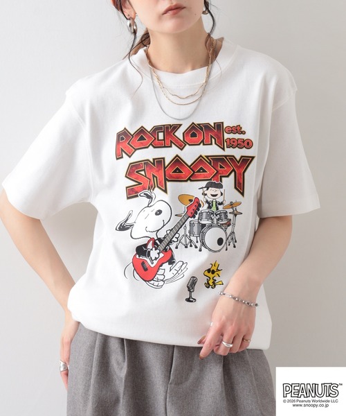 PEANUTS(ピーナッツ)の「PEANUTSロックバンド半袖Tシャツ(Tシャツ/カットソー・メンズ・ブラック/ホワイト系/オフホワイト/ブラック系・M/L/LL/S)」の16枚目の写真
