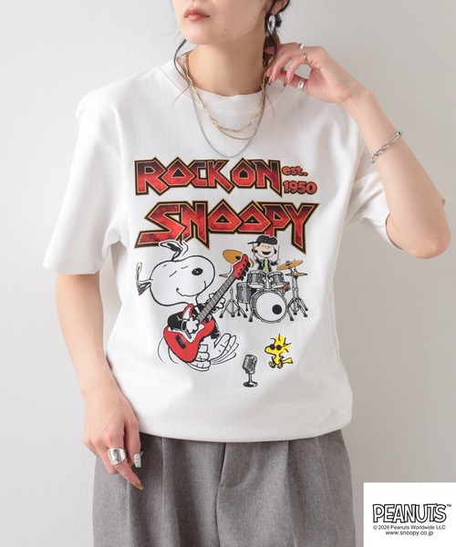PEANUTS(ピーナッツ)の「PEANUTSロックバンド半袖Tシャツ(Tシャツ/カットソー・メンズ・ブラック/ホワイト系/オフホワイト/ブラック系・M/L/LL/S)」の18枚目の写真