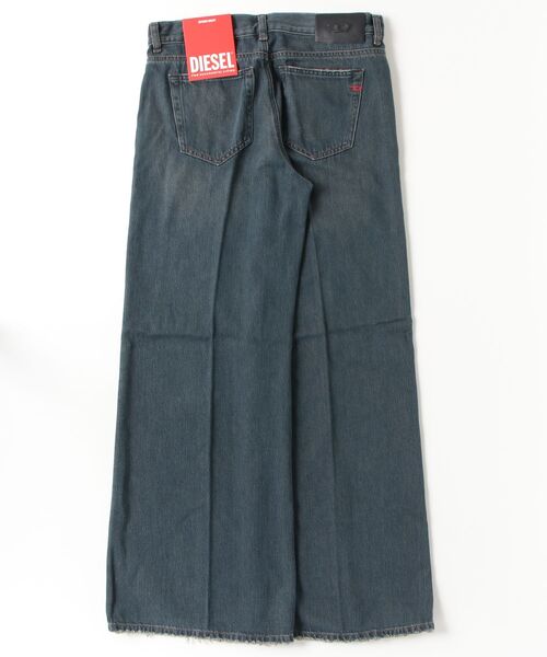 DIESEL(ディーゼル)の「ウィメンズ デニムパンツ 1978 D-AKEMI(デニムパンツ・レディース・インディゴブルー・29inch/26inch/24inch/23inch/31inch/30inch/27inch/28inch/25inch/32inch)」の2枚目の写真
