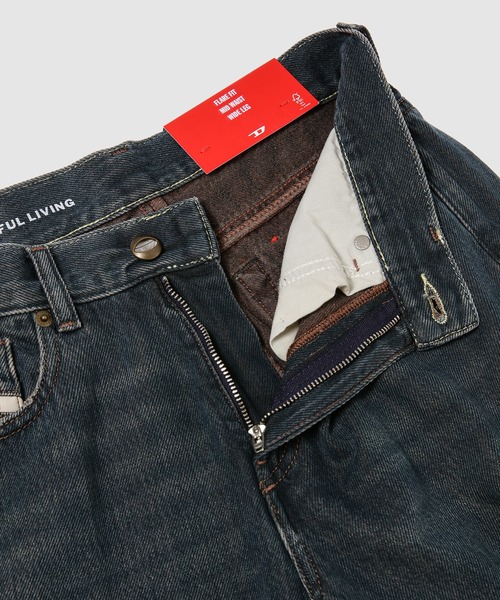 DIESEL(ディーゼル)の「ウィメンズ デニムパンツ 1978 D-AKEMI(デニムパンツ・レディース・インディゴブルー・29inch/26inch/24inch/23inch/31inch/30inch/27inch/28inch/25inch/32inch)」の9枚目の写真