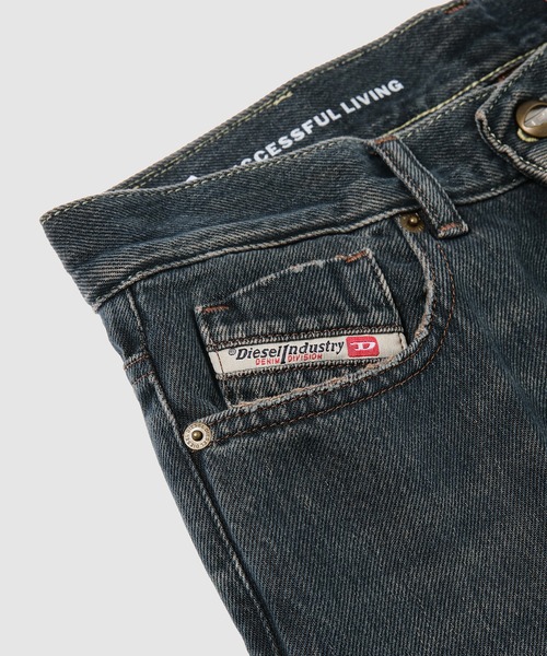 DIESEL(ディーゼル)の「ウィメンズ デニムパンツ 1978 D-AKEMI(デニムパンツ・レディース・インディゴブルー・29inch/26inch/24inch/23inch/31inch/30inch/27inch/28inch/25inch/32inch)」の11枚目の写真