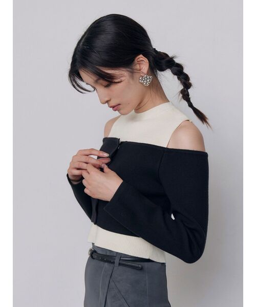 MURUA(ムルーア)の「オフショルカーデドッキングリブニット 冬服(ニット/セーター・レディース・ブラック/グレー/グリーン/ボルドー・FREE)」の8枚目の写真