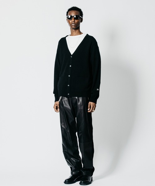 CRIMIE(クライミー)の「YAK WOOL-BLEND KNIT CARDIGAN(ニット/セーター・メンズ・ブラック/グレー・XL/L/M)」の3枚目の写真