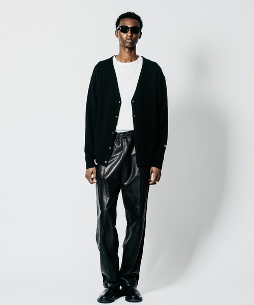 CRIMIE(クライミー)の「YAK WOOL-BLEND KNIT CARDIGAN(ニット/セーター・メンズ・ブラック/グレー・XL/L/M)」の9枚目の写真