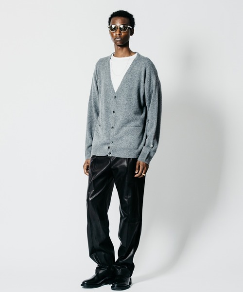 CRIMIE(クライミー)の「YAK WOOL-BLEND KNIT CARDIGAN(ニット/セーター・メンズ・ブラック/グレー・XL/L/M)」の14枚目の写真