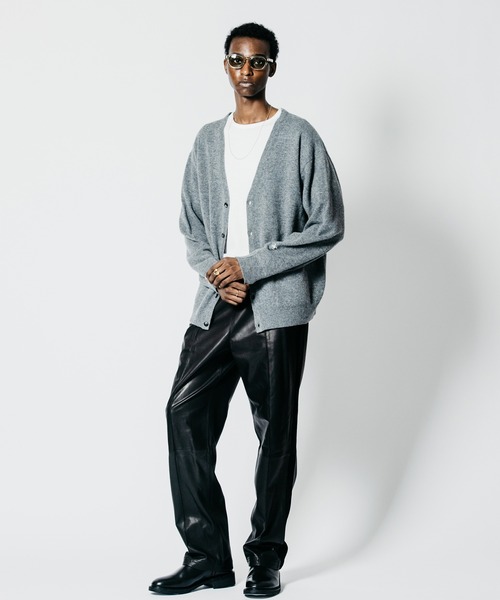 CRIMIE(クライミー)の「YAK WOOL-BLEND KNIT CARDIGAN(ニット/セーター・メンズ・ブラック/グレー・XL/L/M)」の21枚目の写真