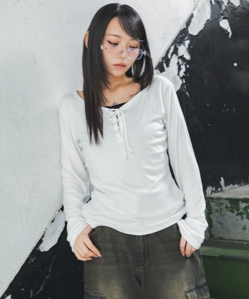 WEGO(ウィゴー)の「WEGO/【26年秋冬新作】キャミレイヤードレースアップロンT(Tシャツ/カットソー・レディース・パープル/ホワイト/グリーン系その他・FREE)」の7枚目の写真