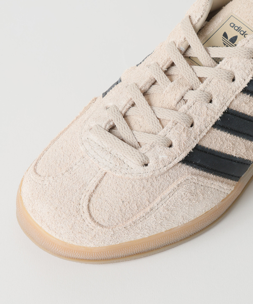 adidas Originals(アディダスオリジナルス)の「国内限定カラーExclusive【adidas originals】GAZELLE INDOOR W:スニーカー(スニーカー・レディース・ベージュ・25cm/24.5cm/24cm/23.5cm/23cm/22.5cm)」の22枚目の写真