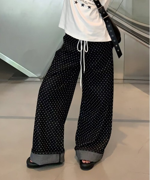 Lilamusant(リラミュゾン)の「【RES】【Lilamusant(リラミュゾン)】ドロストワイドドットデニムパンツ ワイドパンツ バギーパンツ 韓国ストリート Y2K(デニムパンツ・レディース・ブラック・L/M)」の5枚目の写真