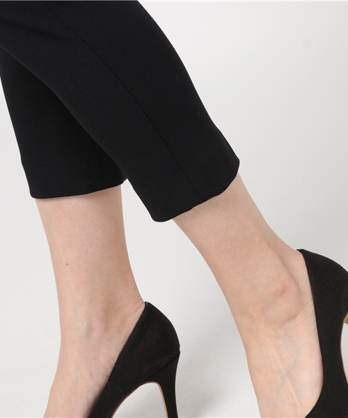 STUDIOUS（ステュディオス）の「【STUDIOUS】ダブルストレッチツータックテーパードパンツ（その他パンツ・レディース・ブラック/カーキ・0/1）」の9枚目の写真