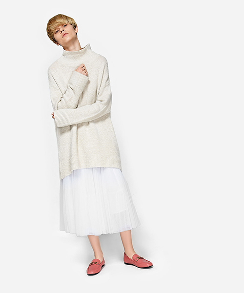 CHARLES & KEITH(チャールズ & キース)の「ゴールドディテールローファー / GOLD DETAIL LOAFERS(ローファー・レディース・ブラック/グリーン/ピンク/バーガンディー・23cm/25cm/23.5cm/24.5cm/22.5cm/24cm)」の22枚目の写真