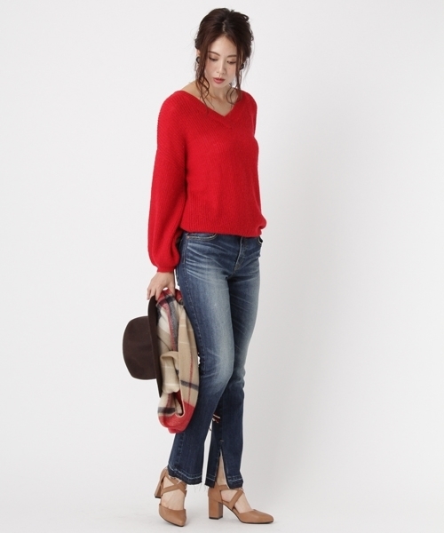 Andemiu（アンデミュウ）の「モヘヤコンラメニットプルオーバー769086（ニット/セーター・レディース・ネイビー/グレー/レッド/イエロー・FREE）」の5枚目の写真