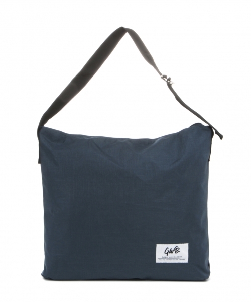 GLOBAL WORK（グローバルワーク）の「ナイロンビッグショルダー/773571（ショルダーバッグ・メンズ・ブラック/ネイビー/カーキ/オレンジ・FREE）」の3枚目の写真