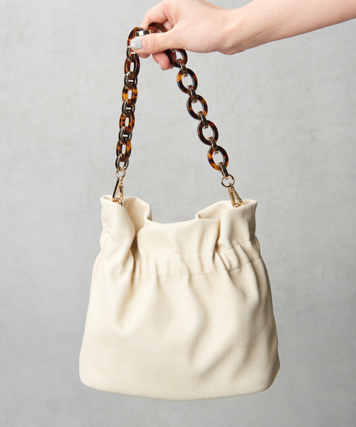 ear PAPILLONNER（イアパピヨネ）の「チェーンショルダーバッグ　S（ショルダーバッグ・レディース・カーキ/イエロー/アイボリー・FREE）」の9枚目の写真
