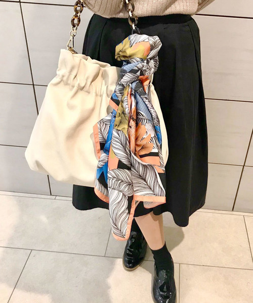 ear PAPILLONNER（イアパピヨネ）の「チェーンショルダーバッグ　S（ショルダーバッグ・レディース・カーキ/イエロー/アイボリー・FREE）」の18枚目の写真