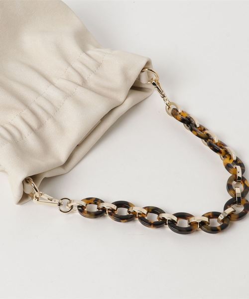 ear PAPILLONNER（イアパピヨネ）の「チェーンショルダーバッグ　S（ショルダーバッグ・レディース・カーキ/イエロー/アイボリー・FREE）」の5枚目の写真