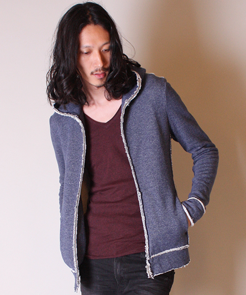 Lui's（ルイス）の「wjk×Lui's コラボハイネックパーカー（パーカー・メンズ・グレー/ネイビー・MEDIUM/LARGE）」の2枚目の写真