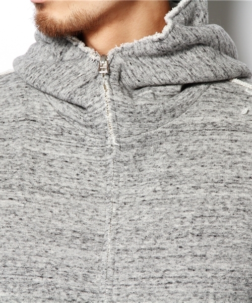 Lui's（ルイス）の「wjk×Lui's コラボハイネックパーカー（パーカー・メンズ・グレー/ネイビー・MEDIUM/LARGE）」の12枚目の写真